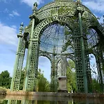 Le Logis Cantilien Lamorlaye-chantilly Lägenhet *